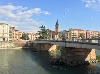Conhecendo Verona. 