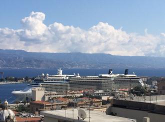 Cruzeiro Celebrity Reflection. 