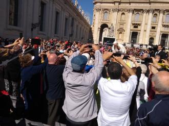 No Vaticano. 