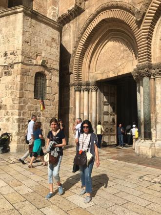 Em Jerusalém. 