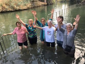 Batismo no Rio Jordão. 