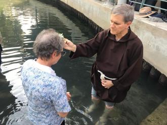 Batismo no Rio Jordão. 