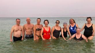 Passeando no Mar Morto.