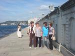 Sueli, Matilde, Fátima e Hilda em frente ao Estreito de Bósforo.