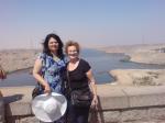 Marisa e Glaci na Represa de Aswan, no Egito.