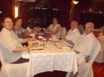 Jantar no barco em Dubai.