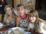 Maira, Nadia e Karina.