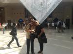 Zita e Analene no Museu do Louvre.