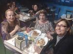 Ivonne, Gelça, Vânia e Ana no jantar em Istambul.
