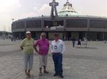 Wanda, Constantino e Alfredo na Praça do Santuário de Guadalupe.