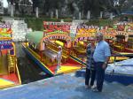 Constantino, Wanda e Sirlene embarcando numa Trajineira em Xochimilco.