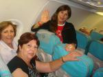 Elsa, Roseli e Cecilia no voo para Istambul.