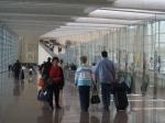 Helena no aeroporto de Tel Aviv.