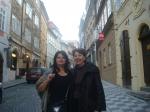 Marisa e Sueli passeando pelas ruas de Praga, capital da Rep. Tcheca.