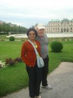 Rose e Waldir em Viena, no Palácio Belvedere.
