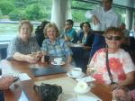 Ilda, Nedis e Neuza durante nosso almoço sobre o Rio Danúbio, na Áustria.