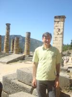 Evaldo no Centro Arqueológico de Delphos.