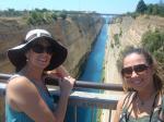 Sandra e Estefânia no Canal de Corinto.