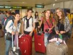 Jovens na chegada em Madrid.