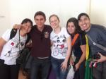 Jovens na saída do Centro Diocesano de Javier.