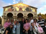 Grupo na Basílica da Agonia em Jerusalém.