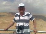 Pe. Gilnei no alto da fortaleza Masada.
