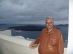 Ivan na Ilha de Santorini.