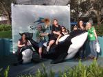 Juliana, Ivan, Bianca, Sandra, Carol, Marisa e Marlova no Sea World.