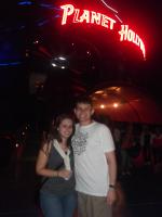 Mariana e Iuri no Planet Hollywood.