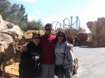 Juliana, Willian e Sandra na Island of Adventure.