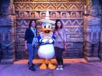 Tuca e Helen com o Pato Donald mexicano.