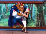 Sandra e a Fera, no Magic Kingdom.