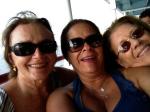 Nilva, Ivanira e Derva a bordo do Acarey, em Acapulco.