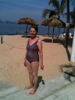 Humilde, na praia de nosso hotel Elcano, em Acapulco.