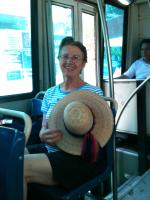 Humilde no onibus urbano de Acapulco.
