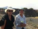 Nilva e Humilde em Teotihuacan.