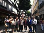 Grupo passeando no centro da cidade de Puebla.