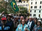 Na fila para visitar o Museu Vaticano e a Capela Sixtina.