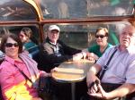 Cladis, Ary, Olga e Lirio em passeio de barco por Amsterdam.
