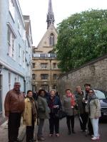 Grupo em passeio por Oxford.