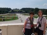 Dolores e Maria Luiza no Palácio de Schönbrunn.