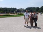 Bira, Ivonne e Rosa no Palácio de Schönbrunn.