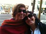 Ana e Ivania passeando em Madrid.