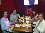 Grupo no primeiro jantar de Paris - Pizza!!!
