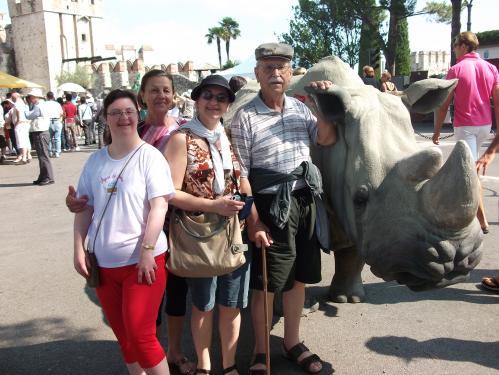 Claudia, Umbelina, Elizete e Alcides em passeio por Sirmione.