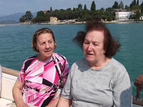 Umbelina e Maria Ivone em passeio por Sirmione.