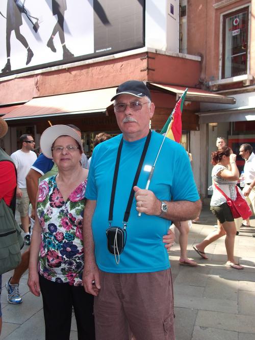Helena e Nilo em passeio por Veneza.