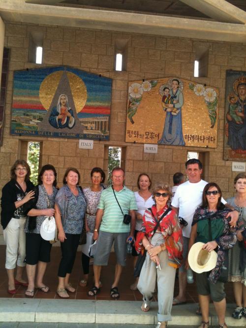Grupo na Basílica da Anunciação em Nazareth.