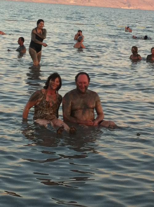Brincando no Mar Morto!