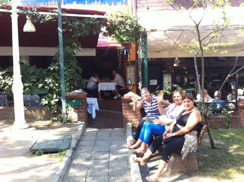 Paradinha básica após o almoço.